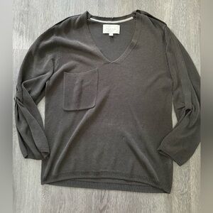 Gray Brochu Walker V-neck Cotton cozy casual Sweater Size medium